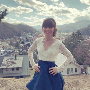 Meet your Posher, Emma